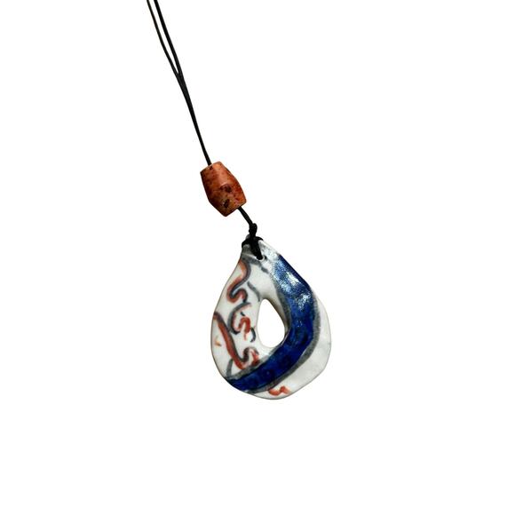 Hand painted Porcelain New Zealand Pendant Necklace - Picture 2 of 4